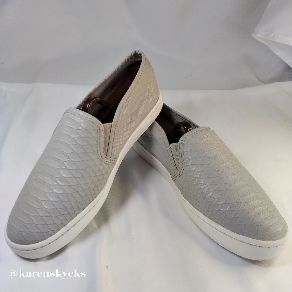REPORT Arvey Fashion Gray Sneakers Women's Size 7